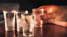 I baristi servivano ai minorenni bicchierini di vodka - © www.giornaledibrescia.it