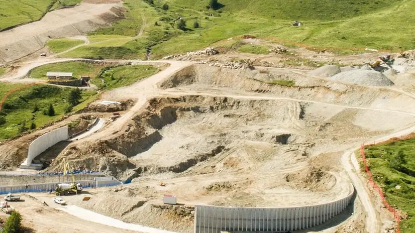 Lavori in corso: il nuovo invaso in costruzione nella Valle dell’Albiolo - © www.giornaledibrescia.it