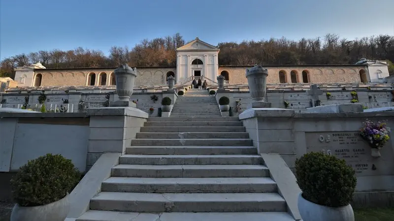 Il cimitero monumentale di Salò