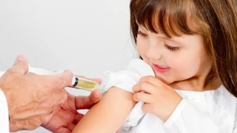 Vaccini e documentazione per la scuola: potrebbe bastare l'autocertificazione - Foto di archivio