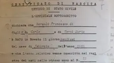 Anno 1954. Il certificato di nascita del bisnonno di Ernesto Adrian Hernandez