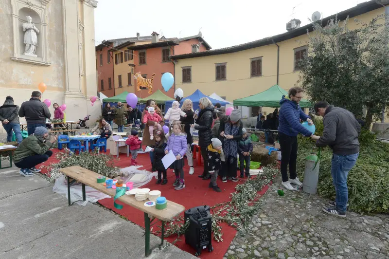 In Piazza con noi a Marone