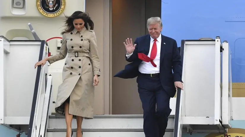 L'arrivo di Melania e Donald Trump - Foto Ansa © www.giornaledibrescia.it