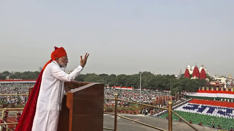 Narendra Modi durante il discorso del 15 agosto - Foto Ansa/Ap Manish Swarup