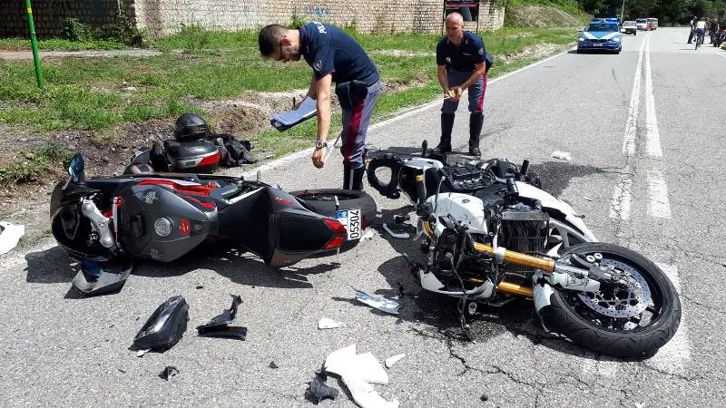 Barghe, tamponamento tra furgone e due moto - © www.giornaledibrescia.it