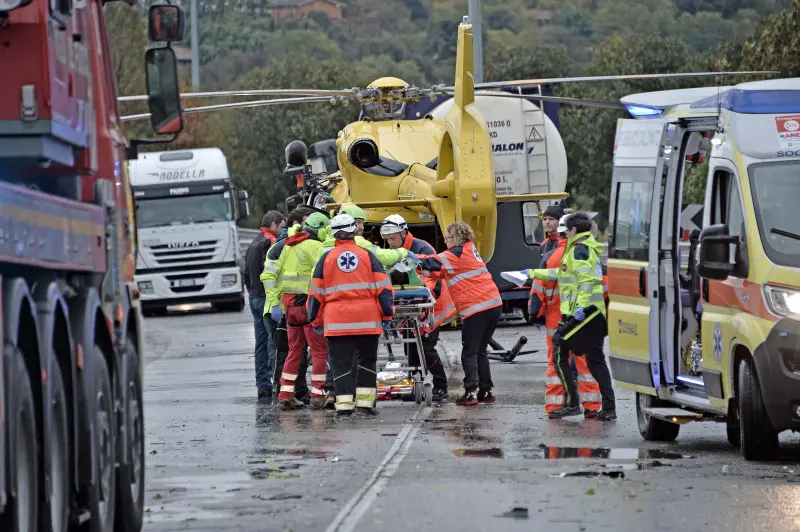 Schianto a Montichiari, traffico in tilt sulla Goitese