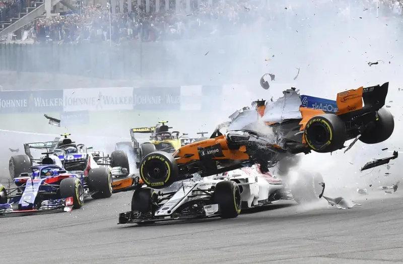 F1, Alonso vola a Spa al via del Gp del Belgio