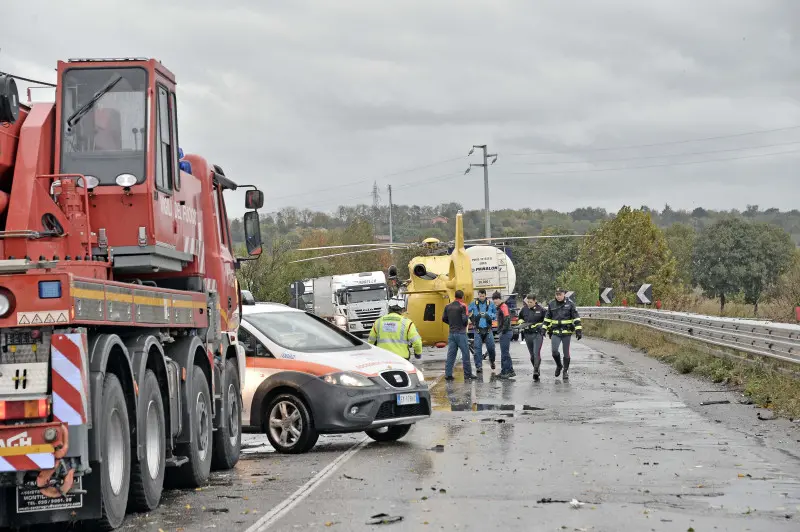 Schianto a Montichiari, traffico in tilt sulla Goitese