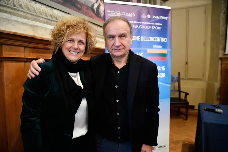 La nazionale italiana di basket a Brescia