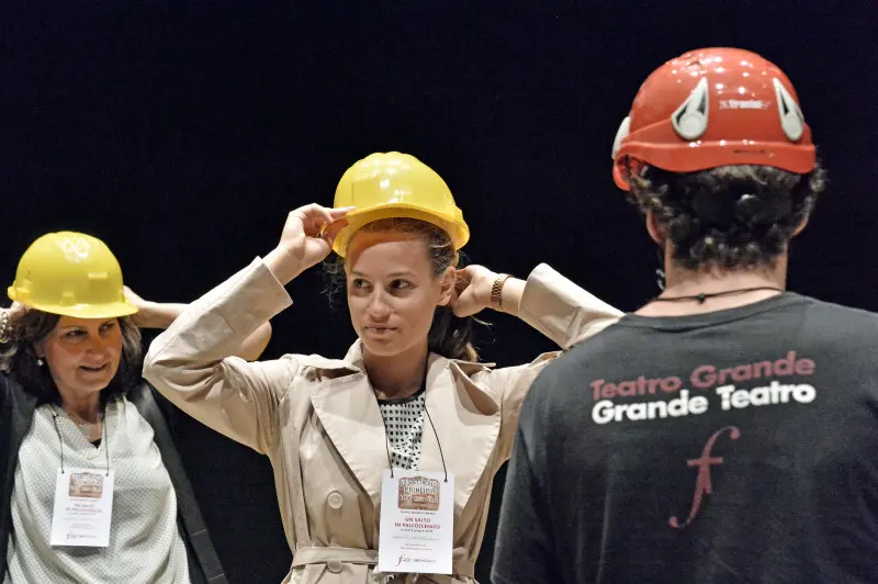 Gli studenti al Teatro Grande