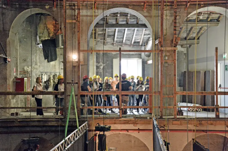 Gli studenti al Teatro Grande