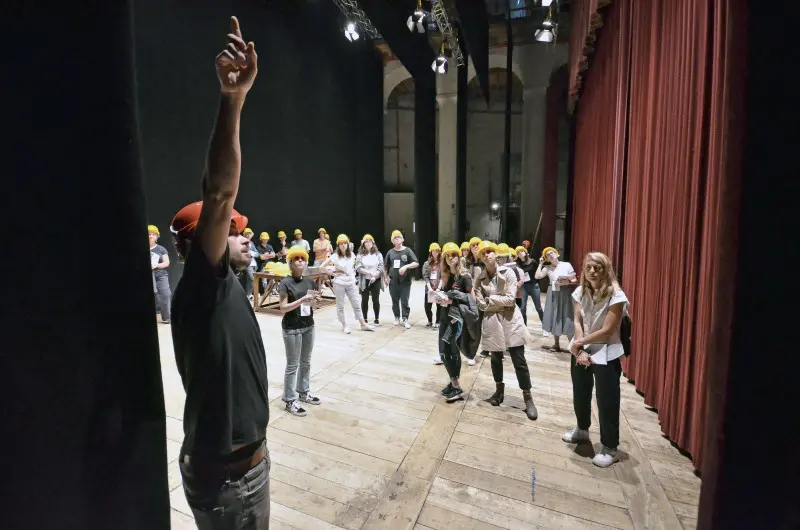 Gli studenti al Teatro Grande