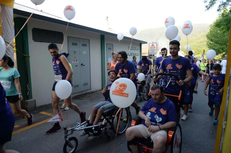 Quasi mille tra cui un centinaio di disabili, coloro che hanno partecipato alla quarta edizione dell