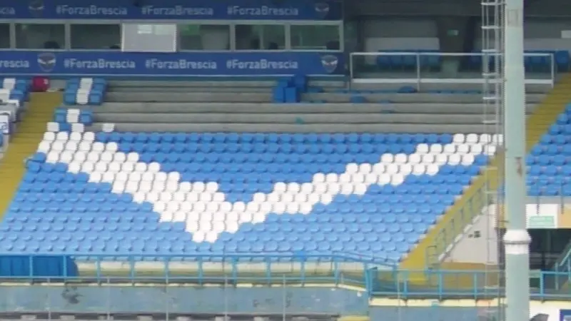 Stadio Rigamonti, via i vecchi seggiolini