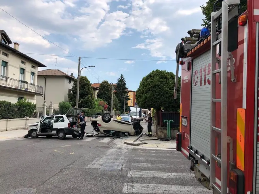 L'incidente in via Lombardia