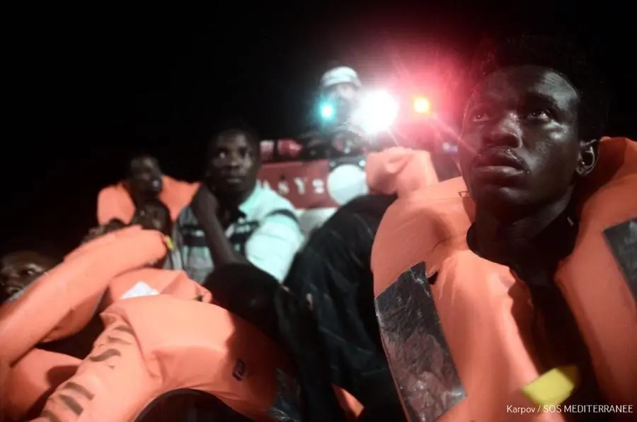 I migranti sulla nave Aquarius