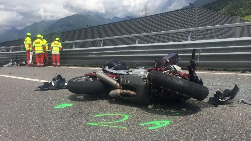 Esine, schianto mortale lungo la Statale 42