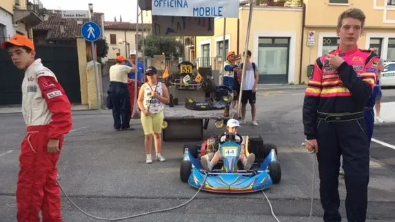 Grande spazio anche al folklore durante la Cariolada © www.giornaledibrescia.it
