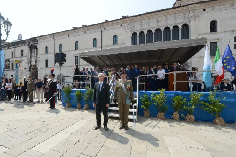 Festa della Repubblica: le celebrazioni in piazza Loggia