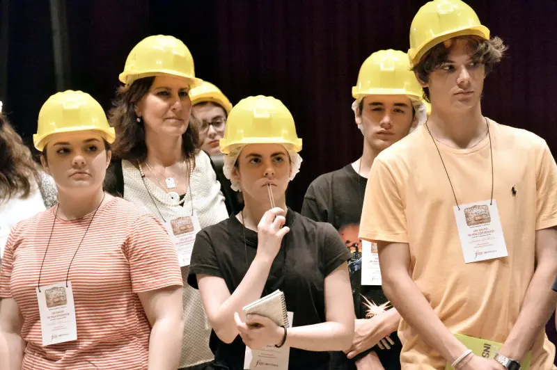 Gli studenti al Teatro Grande