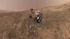 Un... selfie del rover Curiosity sul Vera Rubin Ridge inviato da Marte - NASA/JPL-Caltech/MSSS