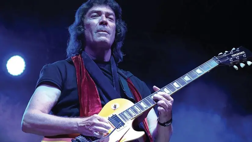 Guitar hero. Steve Hackett, otto dischi con i Genesis e una lunga carriera da solista