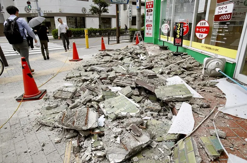 Terremoto a Osaka, morti e feriti