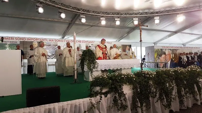 Il Vescovo Tremolada alla Fondital di Vobarno per il Primo Maggio