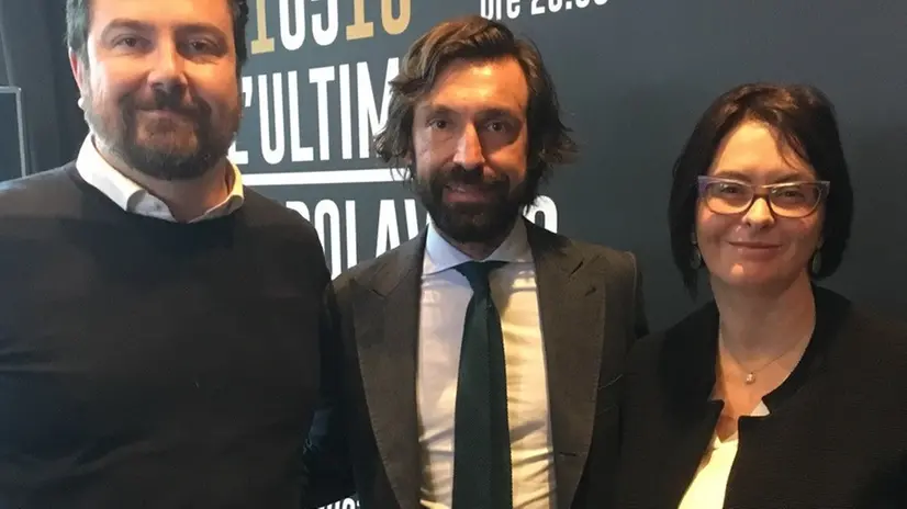 Andrea Pirlo con il cugino Alberto e Simona Cottali - © www.giornaledibrescia.it