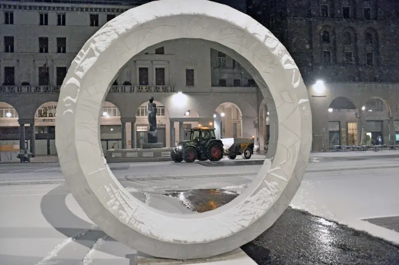 Le immagini di Brescia sotto la neve
