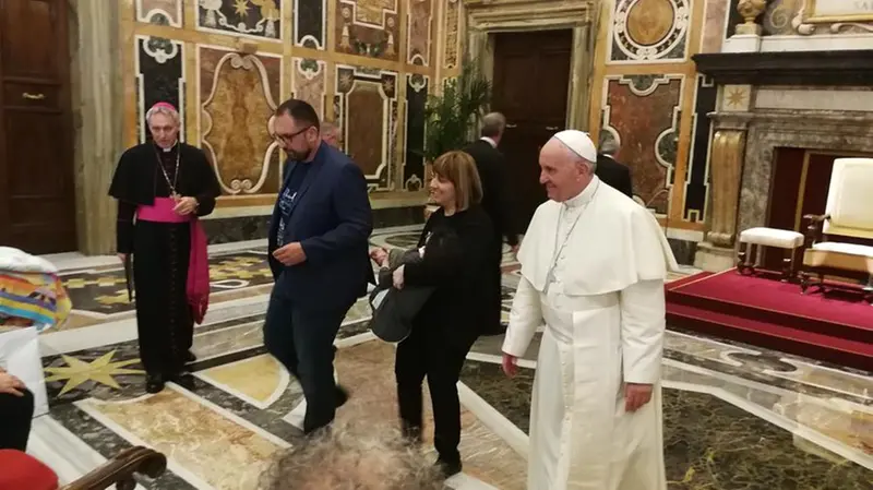 Papa Francesco riceve in udienza privata l'associazione bresciana Una Vira Rara