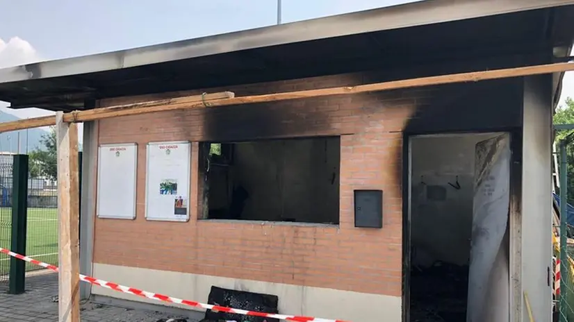 La sede del Gso Casazza dopo il rogo