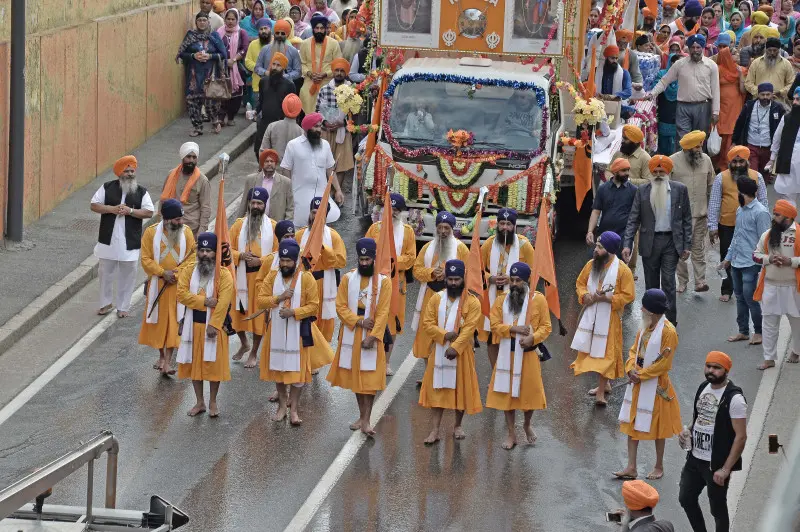 I sikh per le vie della città