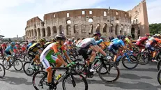 Il Giro d'Italia a Roma Foto Ansa  © www.giornaledibrescia.it