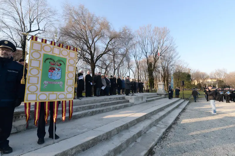 La cerimonia di intitolazione di Campo Marte