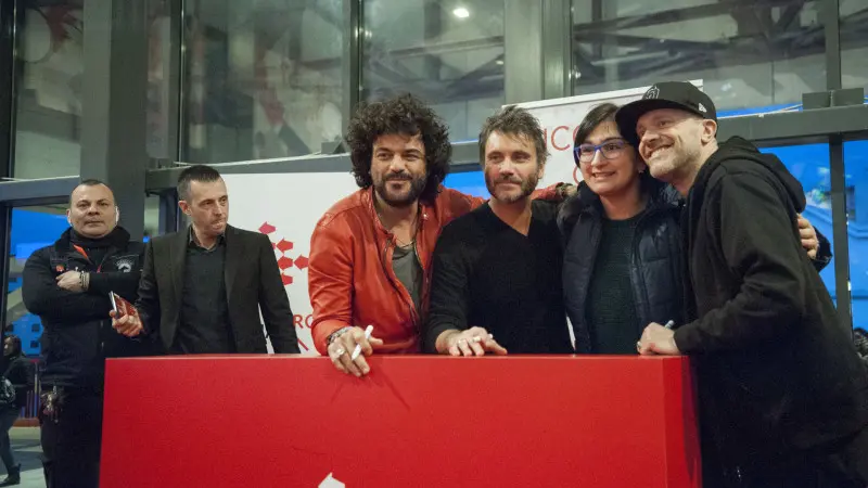 Al Freccia Rossa Max, Neg e Renga