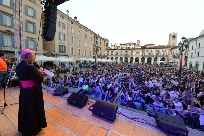 I giovani riuniti a Brescia