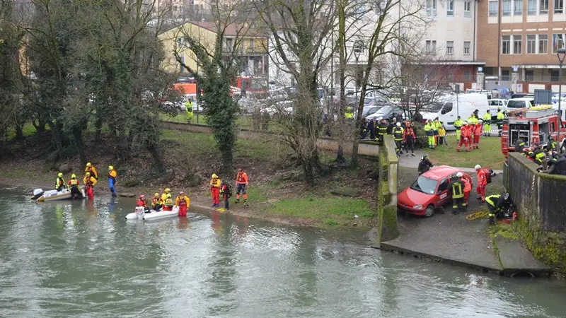 Palazzolo, i soccorsi dopo l'incidente nel corso della maxi esercitazione