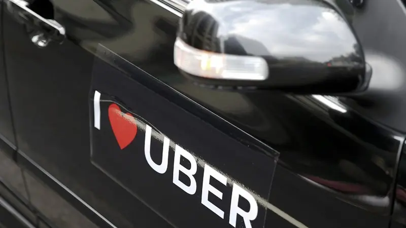 Uber, stop ai test delle auto a guida autonoma dopo tragedia