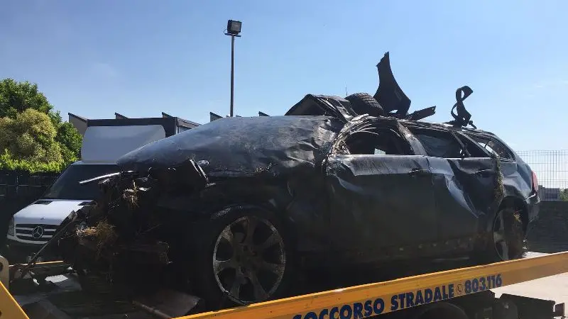 La Bmw station wagon coinvolta nello schianto di Offlaga