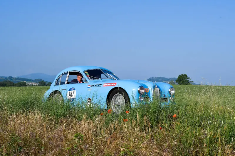 Mille Miglia, che colpo d'occhio a Piacenza