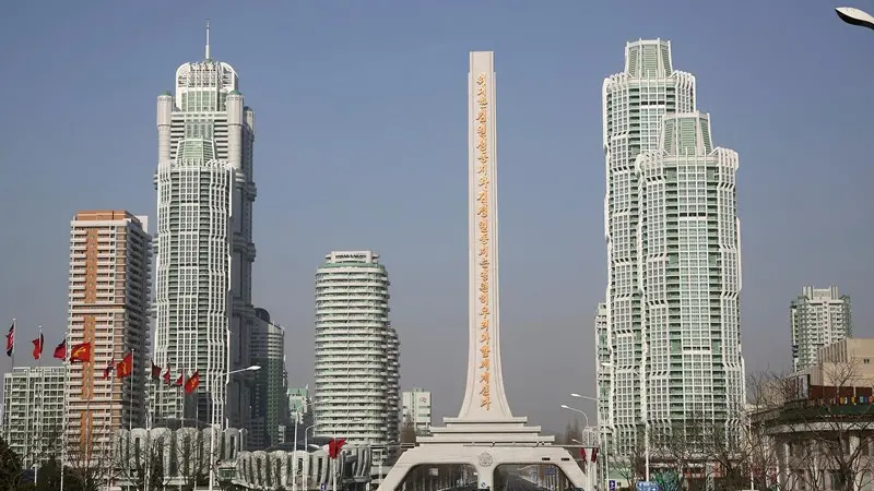 Un insediamento residenziale a Pyongyang - Foto Ansa/Ap Wong Maye-E