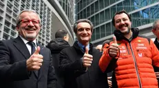 Salvini, Maroni e Fontana festeggiano la vittoria Foto Ansa  © www.giornaledibrescia.it