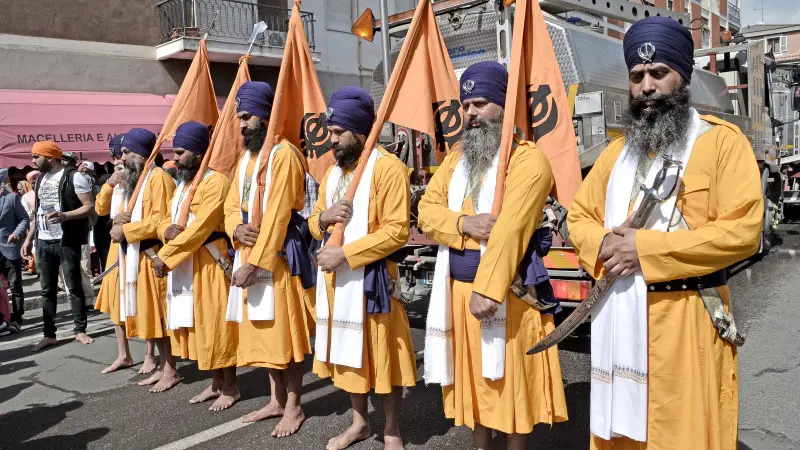 Il corteo dei sikh in città /2