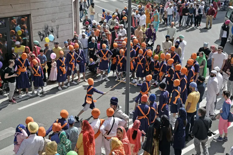 Il corteo dei sikh in città /2