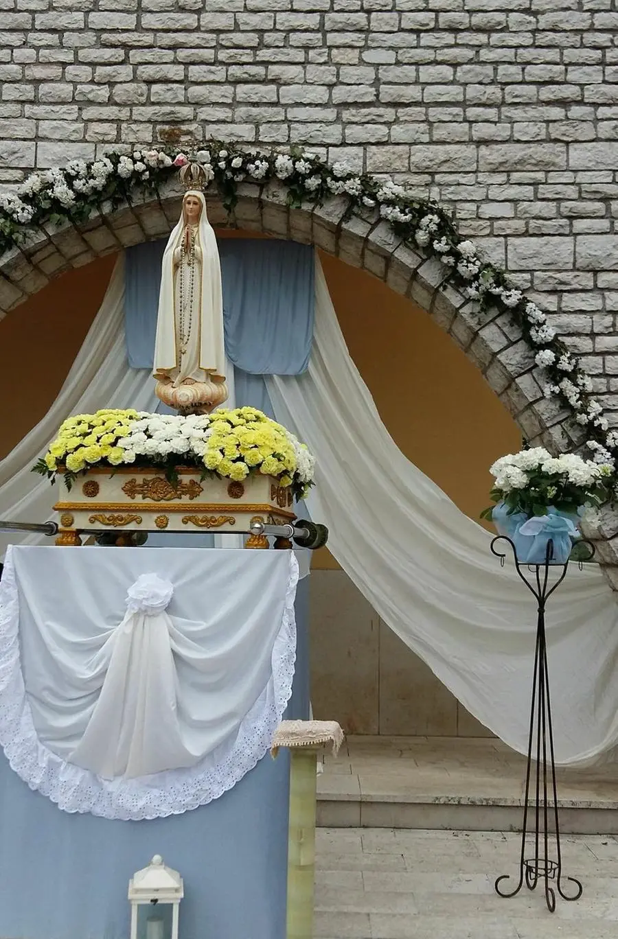 La Madonna di Fatima è arrivata a Castenedolo