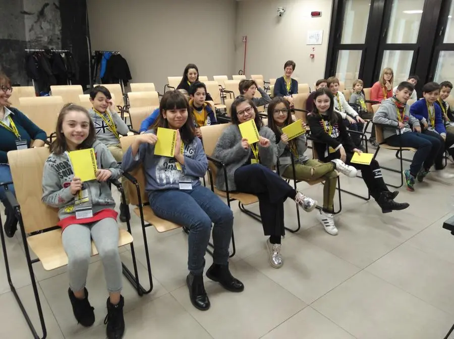 Gli studenti in visita al giornale