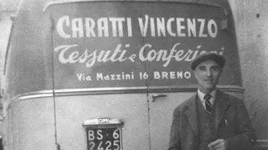 Albori. Vincenzo Caratti iniziò coi tessuti: poi passò agli articoli sportivi