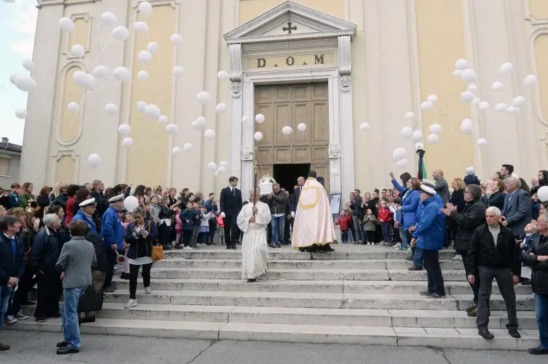 A Gottolengo i funerali di Nicole