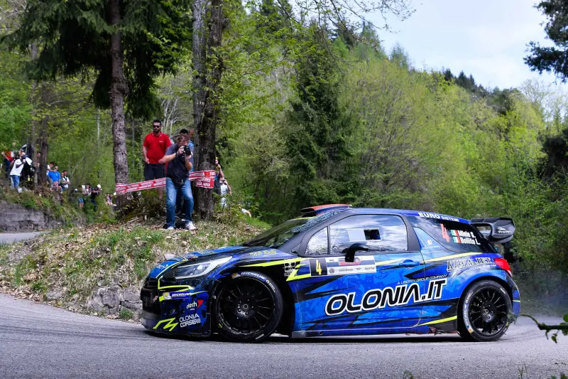 Rally 1000 Miglia, dopo Passo Fobia e Moerna, Albertini ancora in testa